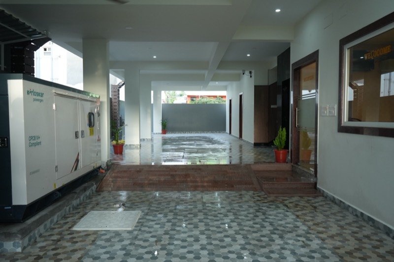 On-site parking and power backup generator